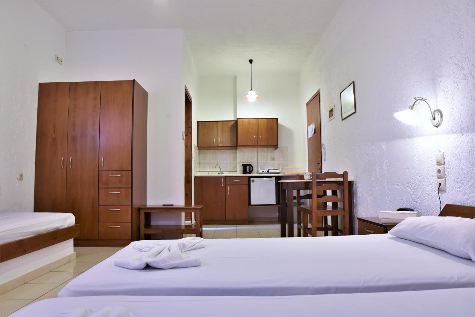 Ideal Hotel Kokkini Hani Ngoại thất bức ảnh